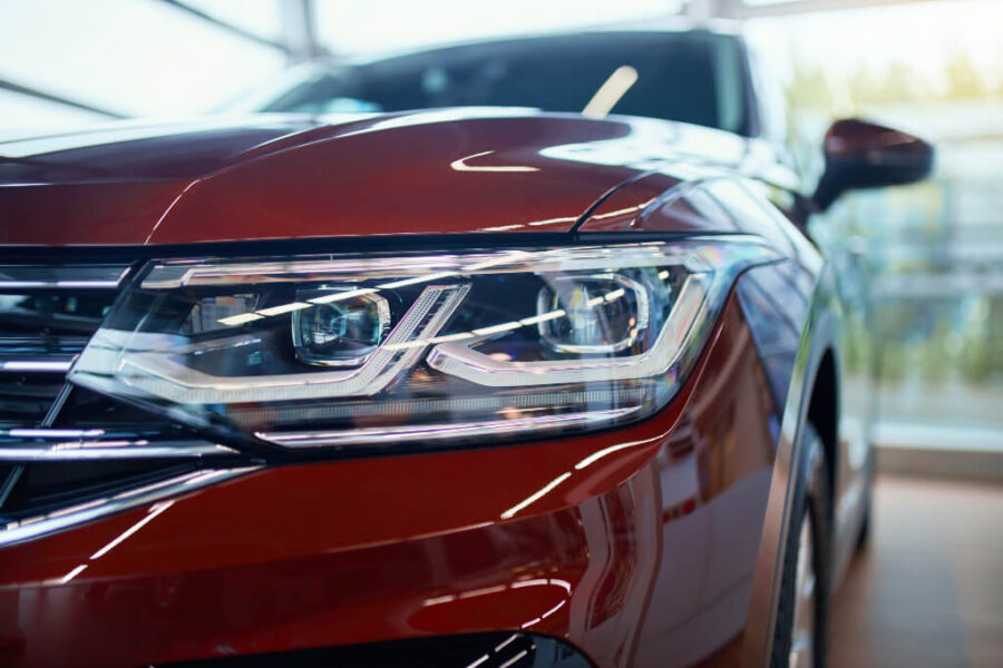 Polishing car headlights: know its importance and benefits